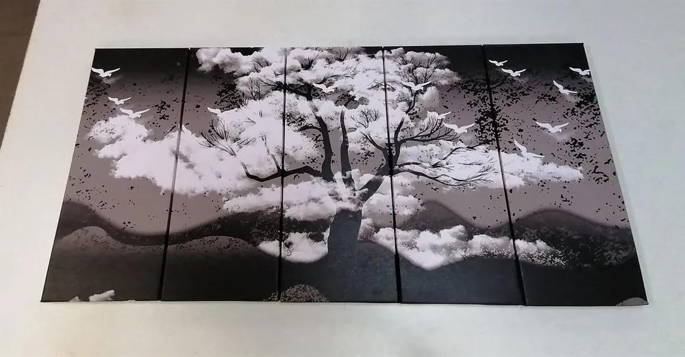 Εικόνα 5 μερών ένα ασπρόμαυρο δέντρο πλημμυρισμένο από σύννεφα - 200x100