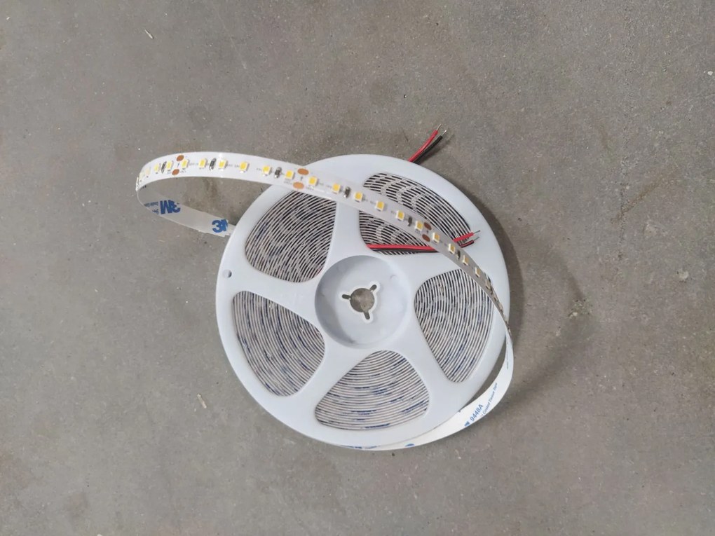 SE-ST18-4K LED STRIP 18W 24V 4000K 120Chips/m 10m 8mm 5 YEARS WARRANTY PRICE PER METER