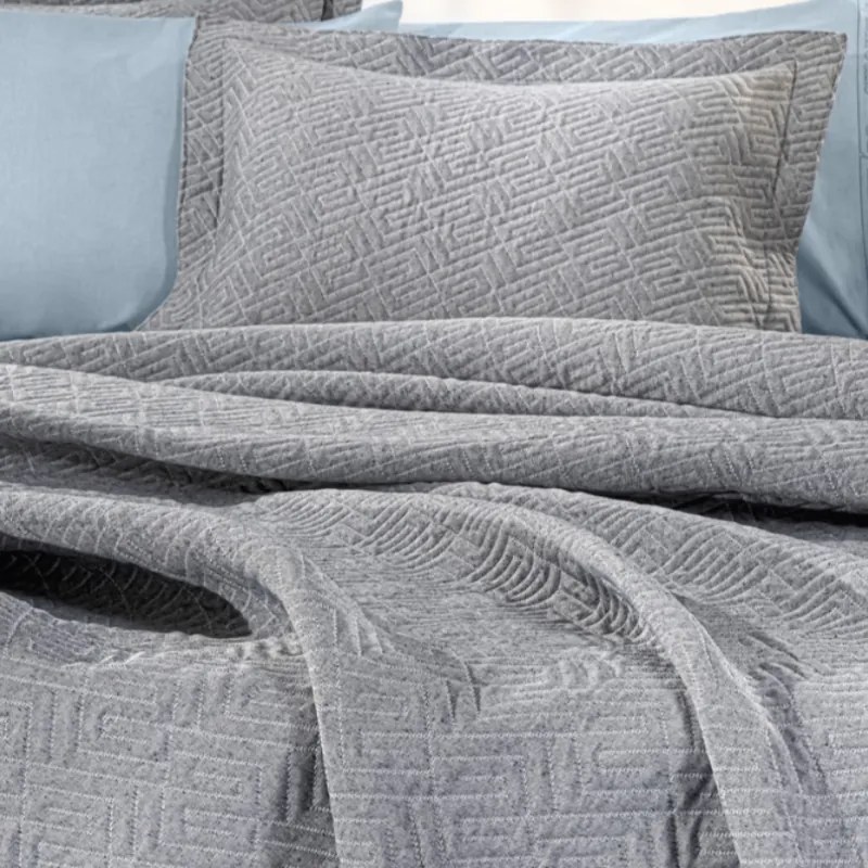 Κουβερτόριο Υπέρδιπλο (245x260) Guy Laroche Pattern Black & White