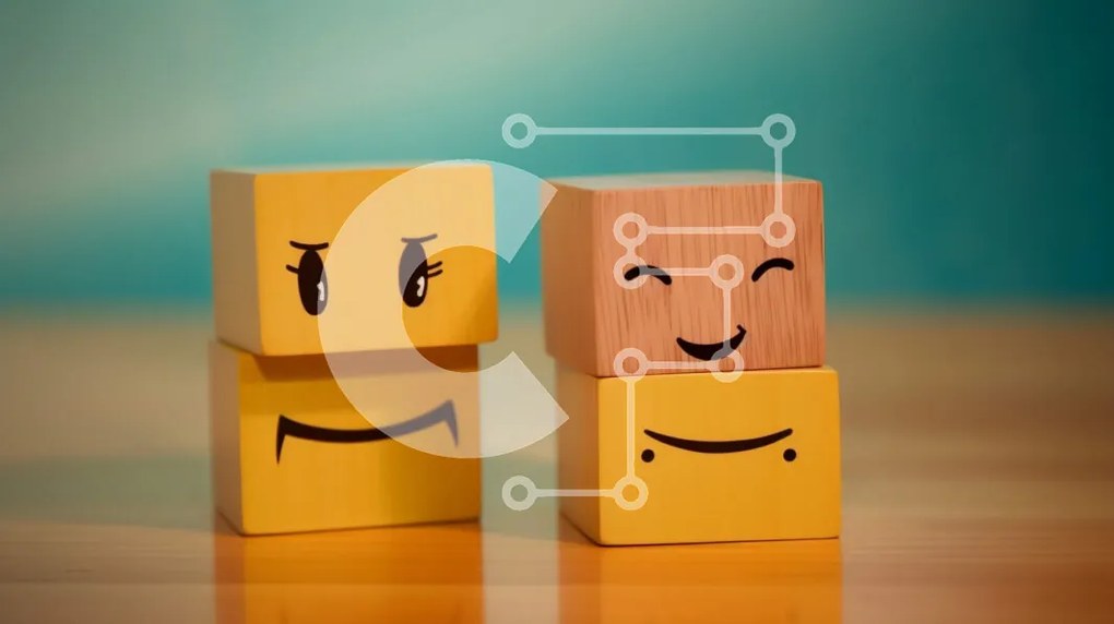 Intra Συλλεκτικό Ξύλινο Παζλ Plywood  4mm - Ξύλινα μπλοκ Smiley Face σε ξύλινη επιφάνεια Σε Ξύλινο Κουτί - Διαστάσεις: 10x10 cm – 25 κομμάτια