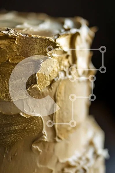 Intra Συλλεκτικό Ξύλινο Παζλ Plywood  4mm - Gold Frosted Τριώροφη Τούρτα για Ειδικές Περιστάσεις Σε Ξύλινο Κουτί - Διαστάσεις: 10x10 cm – 25 κομμάτια