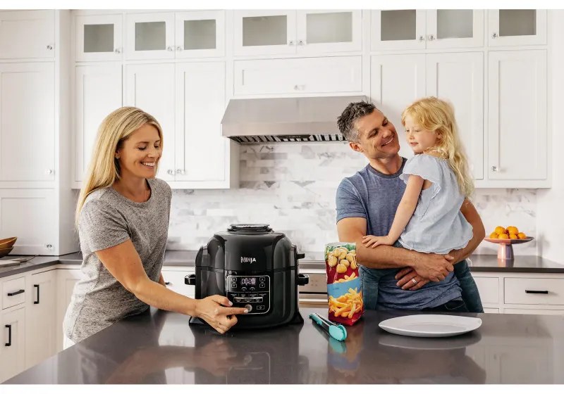 Πολυμάγειρας Ninja OP300EU, 1460W, 6L, TenderCrisp, 7in1, Χωρίς BPA, Αντικολλητική κεραμική επίστρωση, Μαύρο