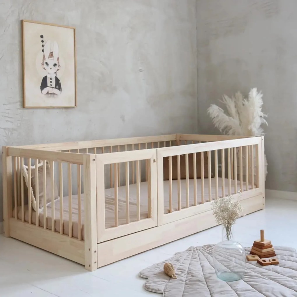 Κρεβάτι Montessori Bambi με Πορτούλα + Κάγκελα  53,5cm σε Φυσικό  Ξύλο  100×200cm  Luletto (Δώρο 10% έκπτωση στο Στρώμα)