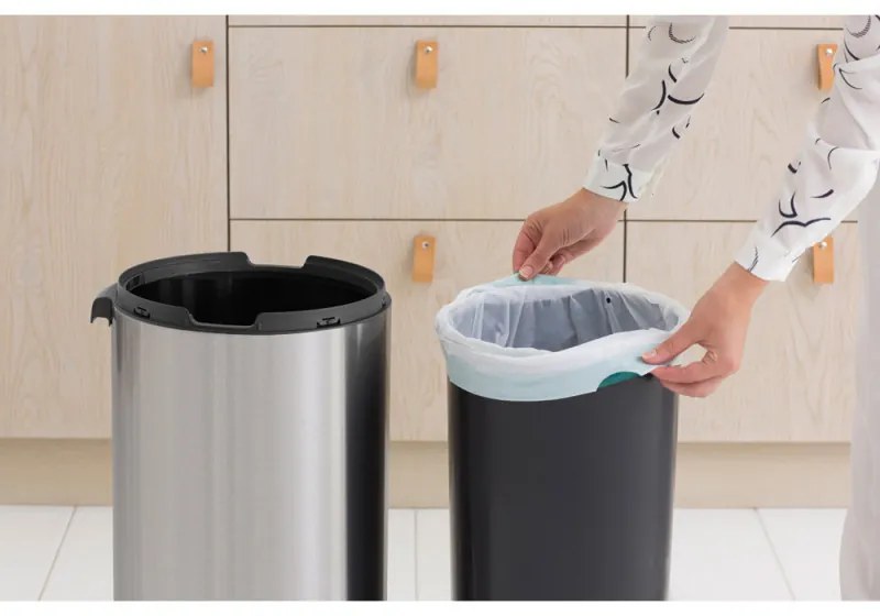 Κάδος Brabantia Touch Bin New 650007, 30 L, αθόρυβο και ομαλό κλείσιμο, γκρι
