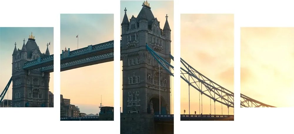 Εικόνα 5 μερών Tower Bridge στο Λονδίνο