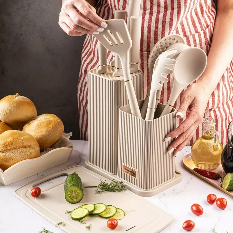 Σετ μαχαιριών και σκευών Klausberg KB 7935, πίνακας και βάση, 12 τεμάχια, Μπεζ