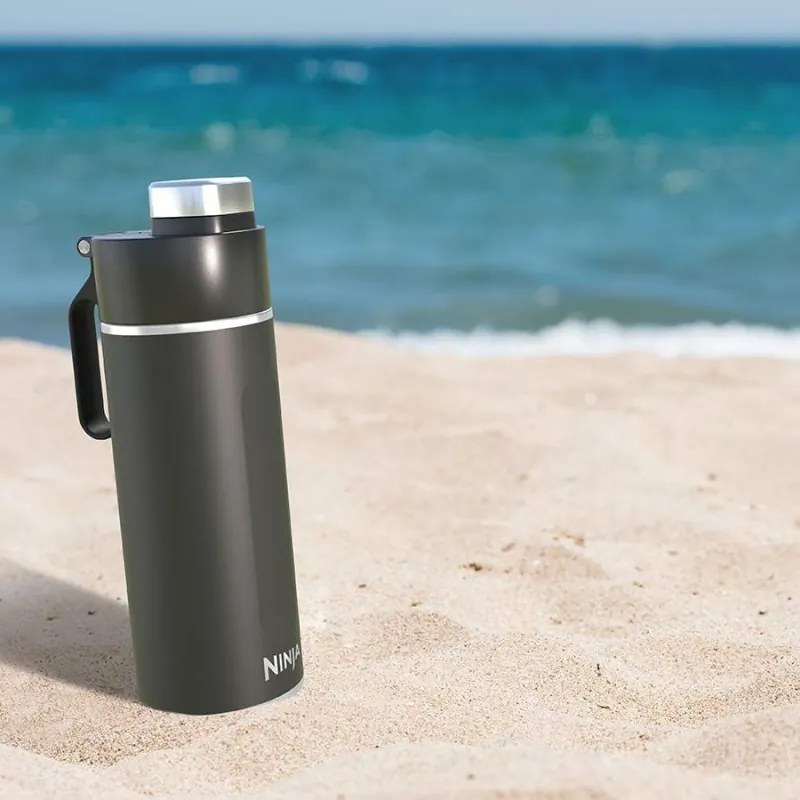 Thermos Ninja DW2401EUUKBK, 700 ml, Κατάλληλο για ανθρακούχα ποτά, Τριπλή μόνωση, Χωρίς BPA, Ζεστό έως 8 ώρες, Κρύο έως 24 ώρες, Μαύρο