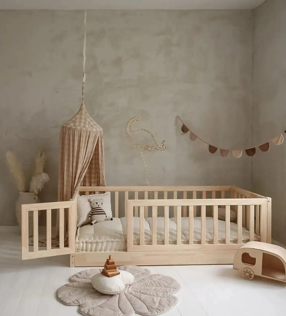 Κρεβάτι Montessori Bambi με Πορτούλα + Κάγκελα  53,5cm σε Φυσικό  Ξύλο  120×200cm  Luletto (Δώρο 10% έκπτωση στο Στρώμα)