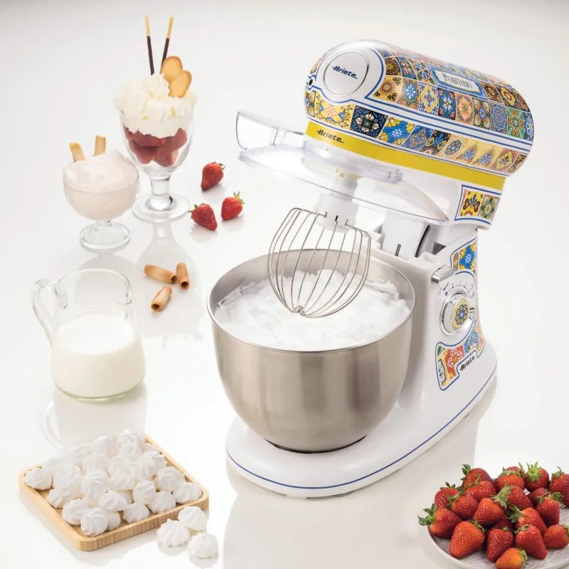 Πλανητικό μίξερ Ariete Positano 1588/0P, 2400W, 5,5 l, 7 ταχύτητες, Pulse, ρετρό σχεδιασμός, Αξεσουάρ, Λευκό/Κίτρινο
