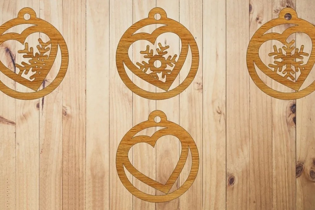 Σετ των 3 Intra απο ξύλο plywood 3mm-4mm πάχος – Κρεμαστό Κρεμαστό Δέντρο ξύλο Κοίλη Καρδιά Χιονονιφάδας 40x40 cm INTRAVECTRY-MY545789