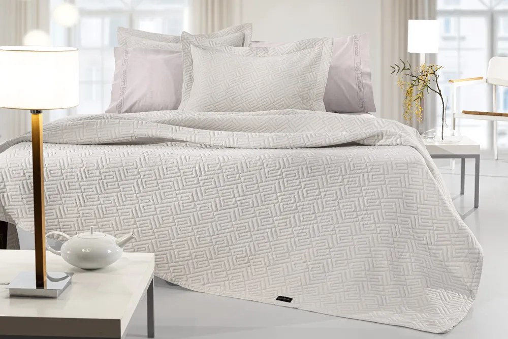Κουβέρτα Pattern Natural 245x260 - Guy Laroche