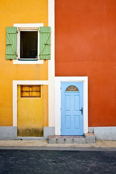 Φωτογραφία Yellow and Orange Neighbors, April30