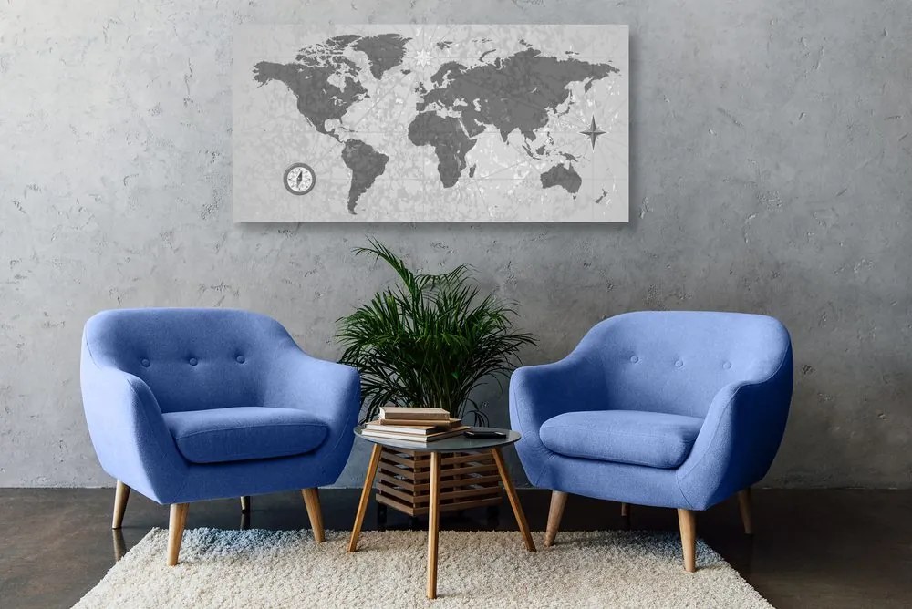 Εικόνα στον παγκόσμιο χάρτη από φελλό με πυξίδα σε στυλ ρετρό σε ασπρόμαυρο σχέδιο