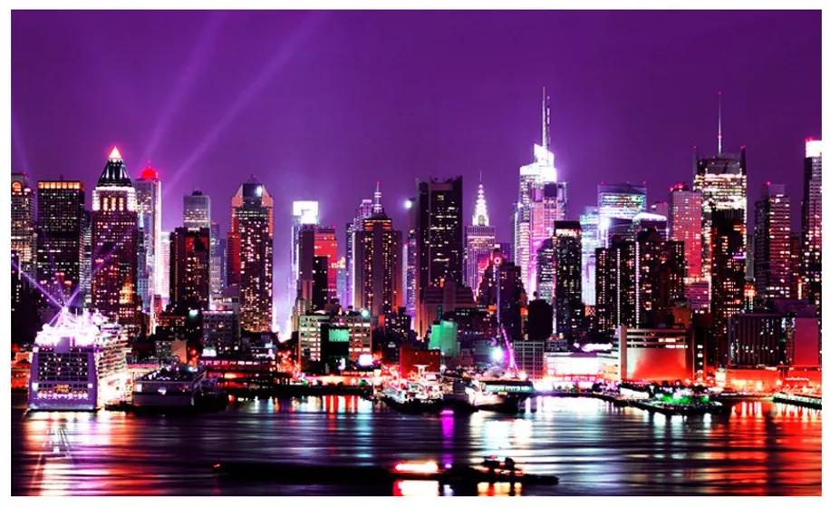 Φωτοταπετσαρία μωβ φώτα στη Νέα Υόρκη - 450x270