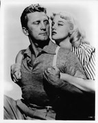 Φωτογραφία Kirk Douglas And Jan Sterling In 'Ace In The Hole', Archive Photos