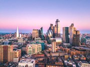 Φωτογραφία Aerial view of finance district in London, CHUNYIP WONG