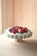 Πιατέλα, Τουρτιέρα με πόδι, Toppu Tray, Κεραμική, Φυσικό Μπεζ, Η9 Ø27cm OYOY