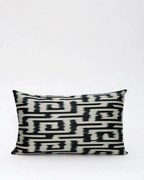 Διακοσμητική Μαξιλαροθήκη Αργαλειού Boho Ikat 35x60cm Μαύρο