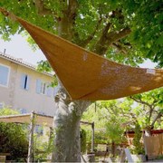 Τρίγωνο πανί σκίασης Κοκοφοίνικα 4m x 4m x 4m