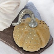 Διακοσμητική κολοκύθα από ξύλο μασίφ & μεταλλικό κοτσάνι!