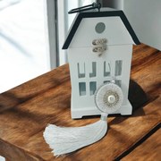 Ξύλινο φανάρι με premium σατέν φούντα!