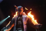 Φωτογραφία Rammstein burns during the Family Values, New York Daily News Archive