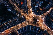 Φωτογραφία A night-time aerial view of Muswell Hill in London, Karl Hendon