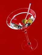 Φωτογραφία Martini with olives, Brian Hagiwara