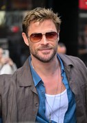 Φωτογραφία Chris Hemsworth, James Devaney