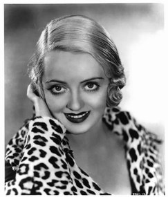 Φωτογραφία Bette Davis In 'The Rich Are Always With Us', Archive Photos