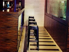 ΣΚΑΜΠΟ SKG FOX STOOL ΜΑΥΡΟ ΔΙΑΦΑΝΟ