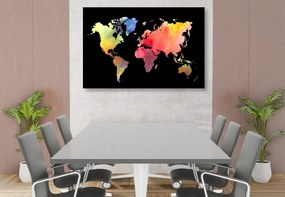 Εικόνα σε παγκόσμιο χάρτη από φελλό σε σχέδιο ακουαρέλας σε μαύρο φόντο - 120x80  place