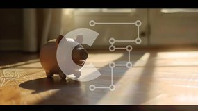 Intra Συλλεκτικό Ξύλινο Παζλ Plywood  4mm - Μικρός κουμπαράς μπροστά από την ανοιχτή πόρτα Σε Ξύλινο Κουτί - Διαστάσεις: 10x10 cm – 25 κομμάτια