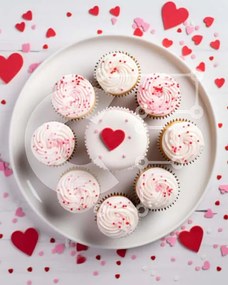 Intra Συλλεκτικό Ξύλινο Παζλ Plywood  4mm - Cupcakes του Αγίου Βαλεντίνου με κόκκινες και λευκές καρδιές Σε Ξύλινο Κουτί - Διαστάσεις: 10x10 cm – 25 κομμάτια