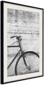 Αφίσα - Bicycle Leaning Against the Wall - 30x45 - Μαύρο - Με πασπαρτού