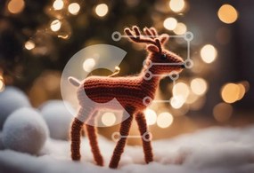 Intra Συλλεκτικό Ξύλινο Παζλ Plywood 4mm - Κροσέ τάρανδοι στο χιόνι με χριστουγεννιάτικο δέντρο Σε Ξύλινο Κουτί - Διαστάσεις Puzzle: 10x10 cm – 25 κομμάτια