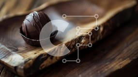 Intra Συλλεκτικό Ξύλινο Παζλ Plywood 4mm - Σοκολατένιο αυγό σε ξύλινο δίσκο Σε Ξύλινο Κουτί - Διαστάσεις: 10x10 cm – 25 κομμάτια