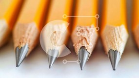 Intra Συλλεκτικό Ξύλινο Παζλ Plywood  4mm - Κίτρινα μολύβια με ακονισμένες μύτες Σε Ξύλινο Κουτί - Διαστάσεις: 10x10 cm – 25 κομμάτια