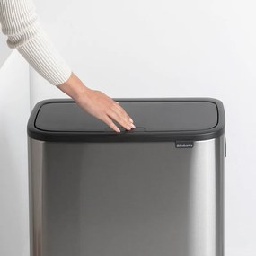 Κάδος Brabantia Bo Touch Hi 1001265, 2x30 l, Στεγανή εφαρμογή στον τοίχο, Ρύθμιση ποδιού, Ανθεκτικό στα δακτυλικά αποτυπώματα, Inox/matt
