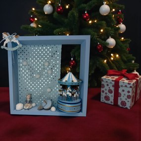 Ξύλινη χριστουγεννιάτικη διακοσμητική κορνίζα γαλάζια καρουζελ