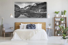 Απεικονίστε μεγαλοπρεπή βουνά σε μαύρο και άσπρο - 100x50