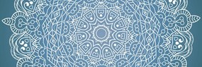 Διαλογισμός εικόνας Mandala σε μπλε φόντο