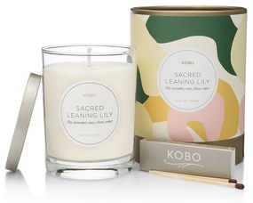 Αρωματικό Κερί Camo Sacred Leaning Lily 369gr Kobo Soy Wax