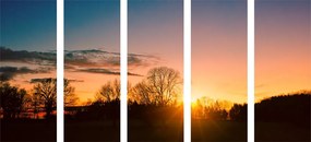 Εικόνα 5 μερών ενός όμορφου ηλιοβασιλέματος