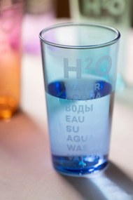 Glass Set (4 Pieces) Aqua 570 Purple
Orange
Green
Blue