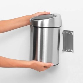 Κάδος Brabantia Touch Bin 647210, 3 L, Ομαλό και αθόρυβο άνοιγμα, Επιτοίχια τοποθέτηση, Λαμπερό ανοξείδωτο ατσάλι