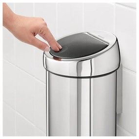 Κάδος Brabantia Touch Bin 647210, 3 L, Ομαλό και αθόρυβο άνοιγμα, Επιτοίχια τοποθέτηση, Λαμπερό ανοξείδωτο ατσάλι