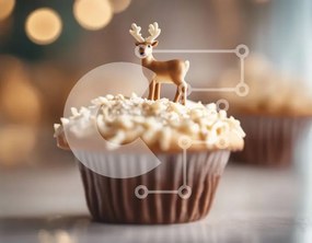 Intra Συλλεκτικό Ξύλινο Παζλ Plywood  4mm - Εορταστικό Cupcake με διακοσμητικά ελάφια Σε Ξύλινο Κουτί - Διαστάσεις: 10x10 cm – 25 κομμάτια