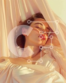 Intra Συλλεκτικό Ξύλινο Παζλ Plywood 4mm - Γυναίκα που κοιμάται στην αιώρα Σε Ξύλινο Κουτί - Διαστάσεις Puzzle: 10x10 cm – 25 κομμάτια