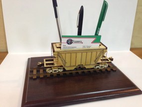 Intra απο ξύλο plywood 3mm-4mm πάχος - Grain Hopper Wagon Desk Organizer Δίασταση 30x30 cm Intraeaxys-91jdzlp1